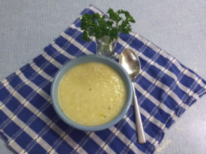 Paleo Creamy Cauliflower and Leek Soup